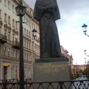 Памятник Н.В. Гоголю